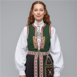 Bilde av 11 Sunnfjord damebunad